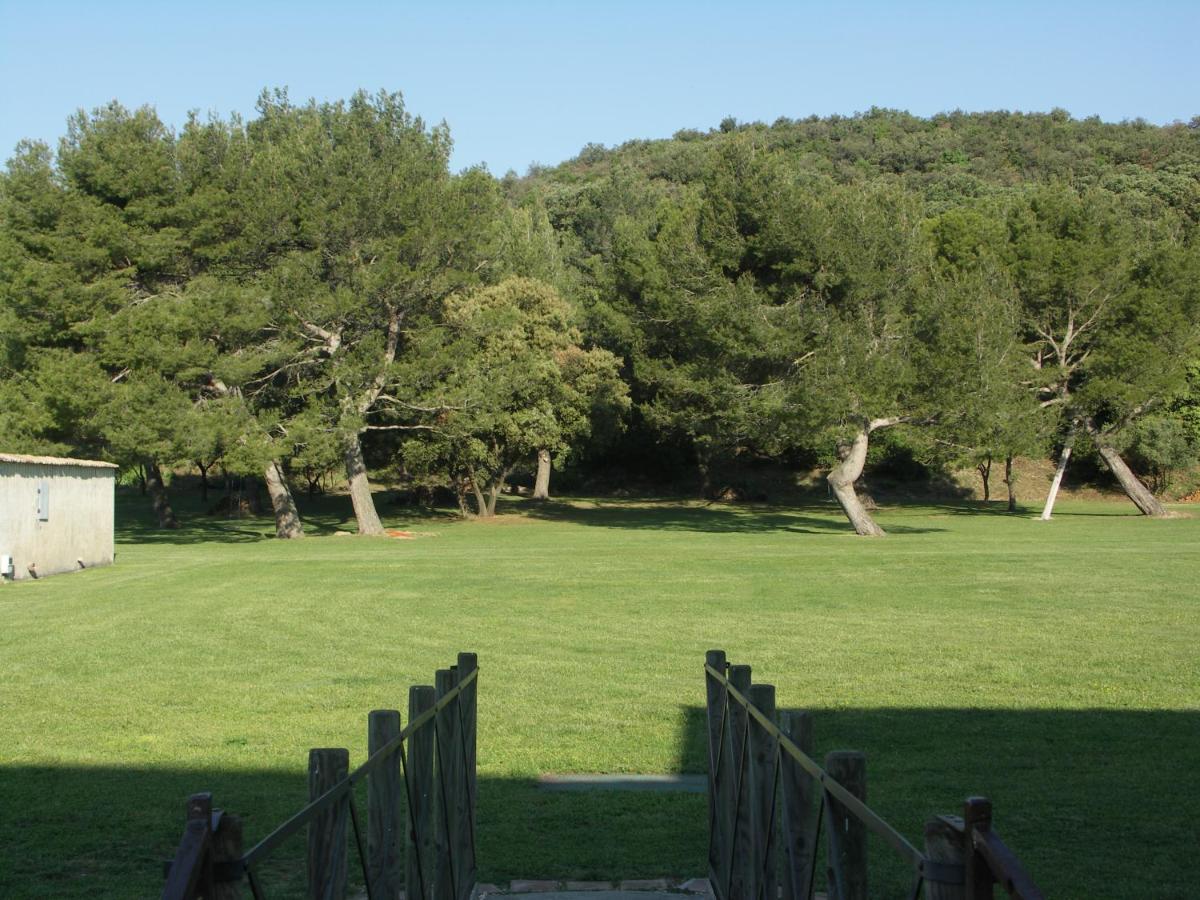 Domaine Saint Martin Hotel Valliguieres Kültér fotó