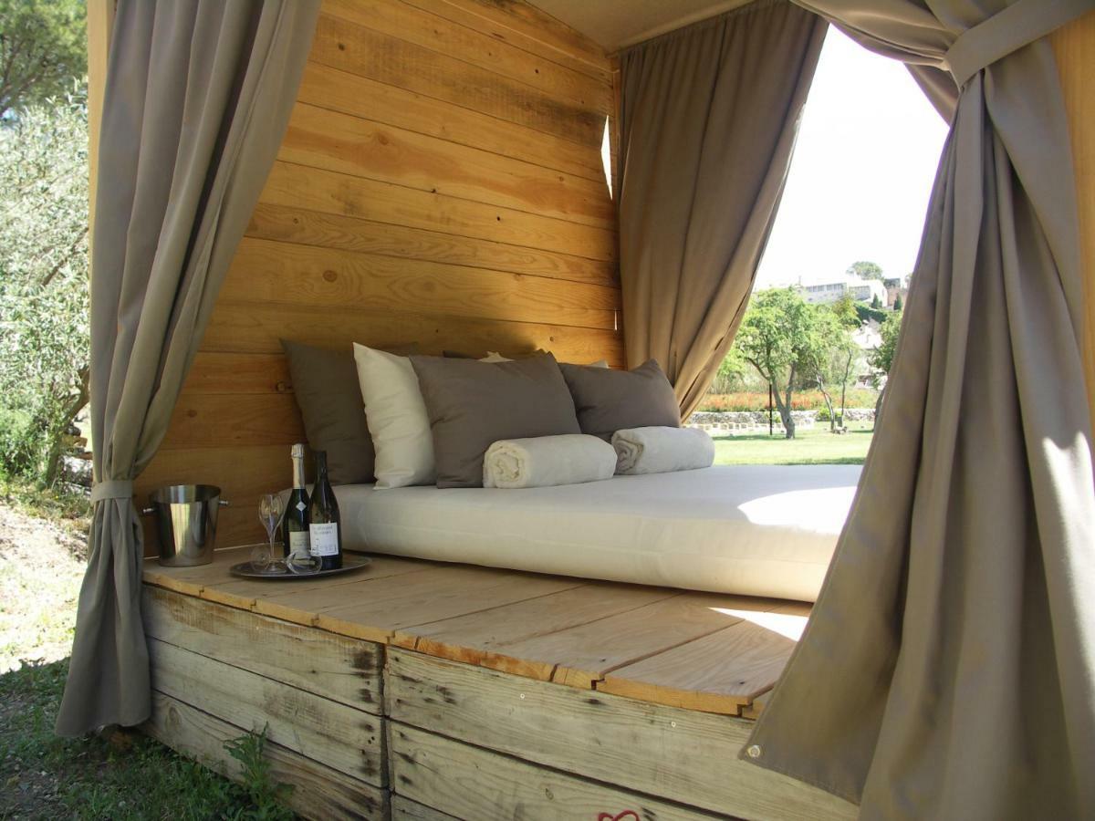 Domaine Saint Martin Hotel Valliguieres Kültér fotó